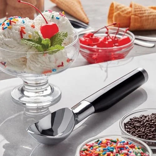 KitchenAid Classic Ice Cream Scoop, 8.6 inches, Black